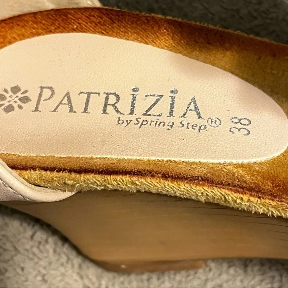 Patrizia Harlequin T-strap Wedge Sandals Size 7.5 Rosettes back zip Girly